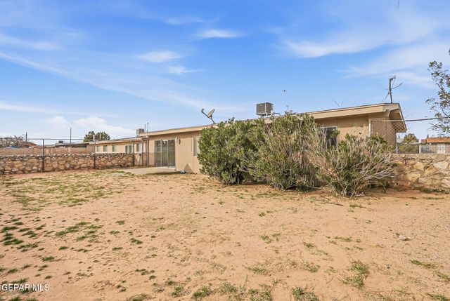 11132 WHARF COVE Drive, El Paso, TX 79936