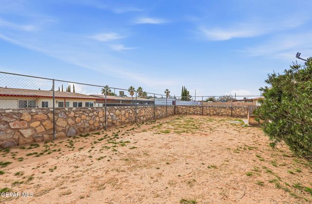 11132 WHARF COVE Drive, El Paso, TX 79936