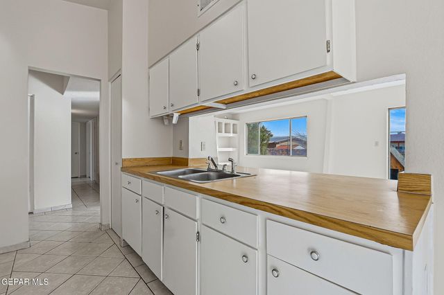 11132 WHARF COVE Drive, El Paso, TX 79936