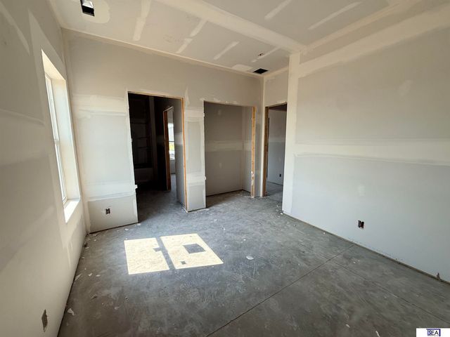 8910 Reed Street, Papillion, NE 68046