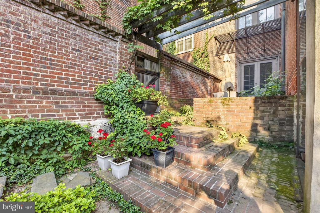 234 S 3RD ST, PHILADELPHIA, PA 19106 — photo 5