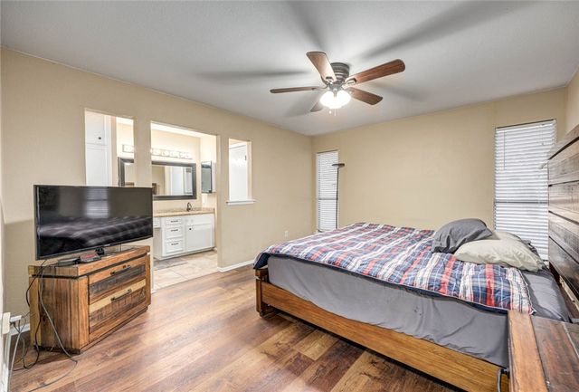 6709 Oakgate Dr, Corpus Christi, TX 78413