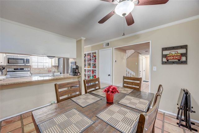 6709 Oakgate Dr, Corpus Christi, TX 78413