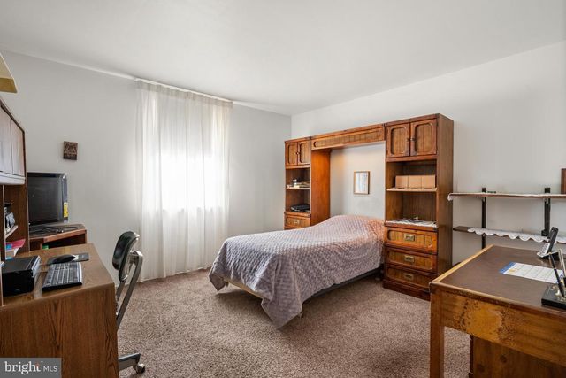 7450 4TH AVE, Elkins Park, PA 19027