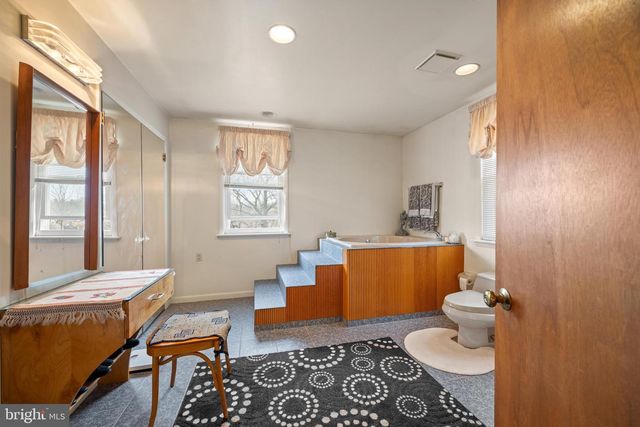 7450 4TH AVE, Elkins Park, PA 19027