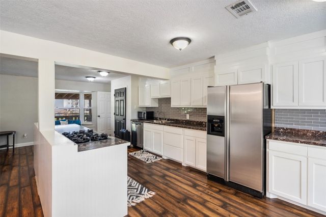 7457 County Line Road, Willis, TX 77378