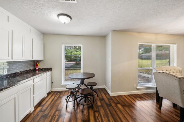 7457 County Line Road, Willis, TX 77378