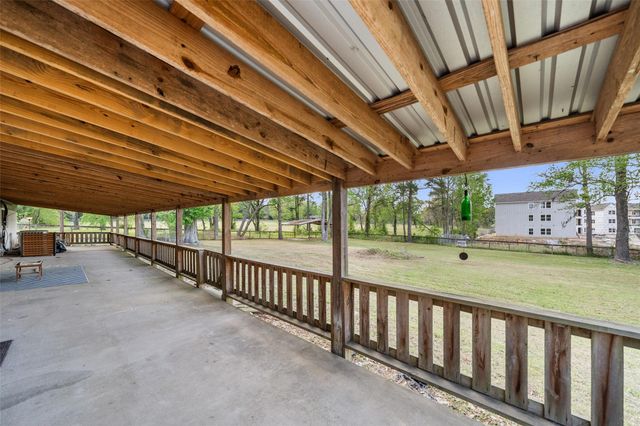 7457 County Line Road, Willis, TX 77378