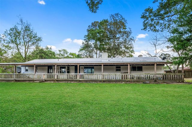 7457 County Line Road, Willis, TX 77378