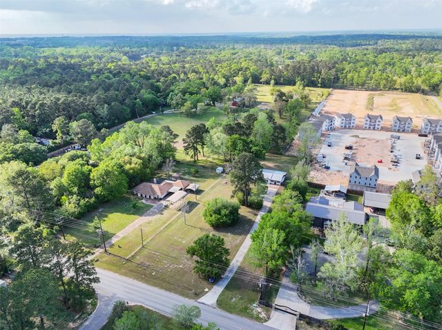 7457 County Line Road, Willis, TX 77378