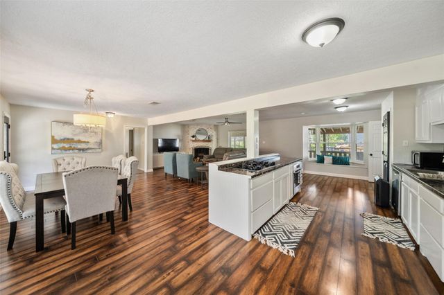 7457 County Line Road, Willis, TX 77378