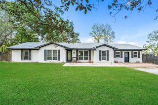 7457 County Line Road, Willis, TX 77378