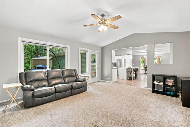 27435 127th Street NW, Zimmerman, MN 55398