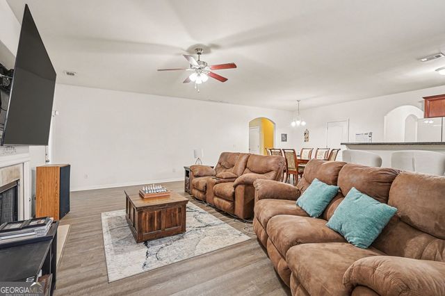 19 Laurelcrest Lane, Dallas, GA 30132