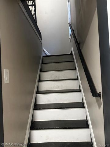 11836 Garfield Street, Riverview, MI 48193