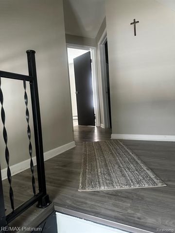 11836 Garfield Street, Riverview, MI 48193