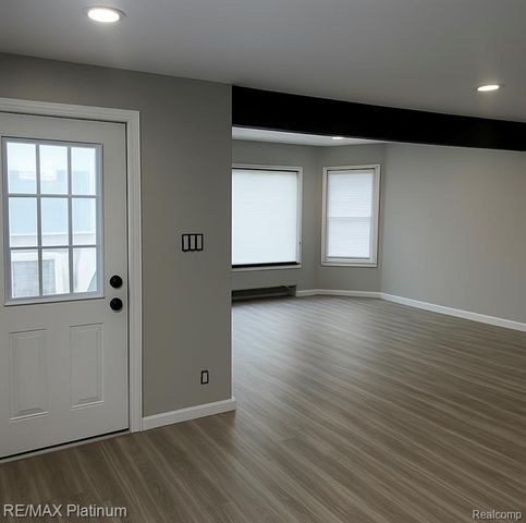 11836 Garfield Street, Riverview, MI 48193