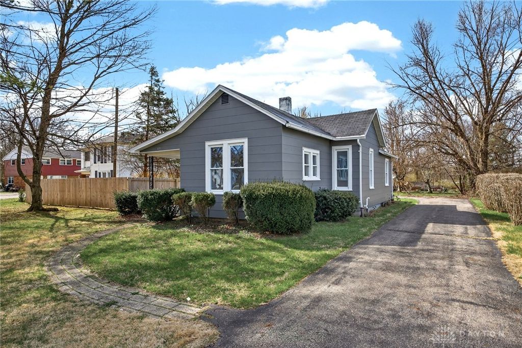 3819 New Carlisle Pike, Springfield Twp, OH 45504