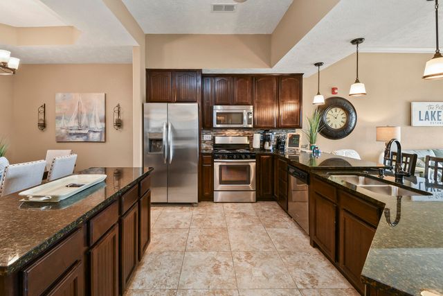 200 Majestic Drive 111, Branson, MO 65616