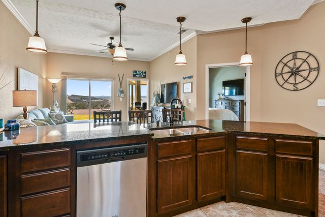 200 Majestic Drive 111, Branson, MO 65616