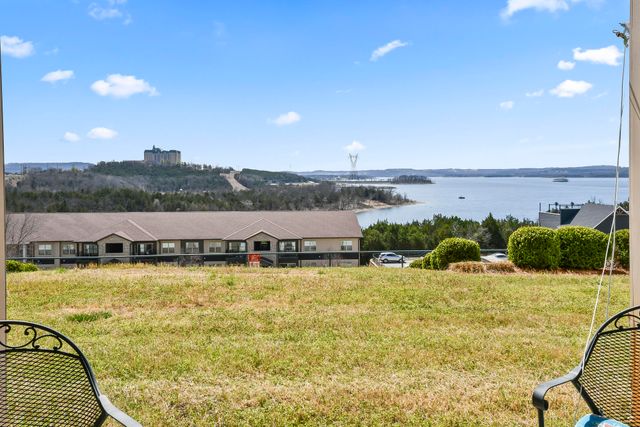200 Majestic Drive 111, Branson, MO 65616