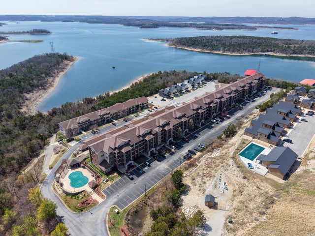 200 Majestic Drive 111, Branson, MO 65616
