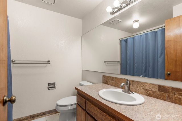 6119 Gold Court SW, Tumwater, WA 98512