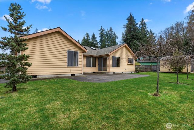 6119 Gold Court SW, Tumwater, WA 98512