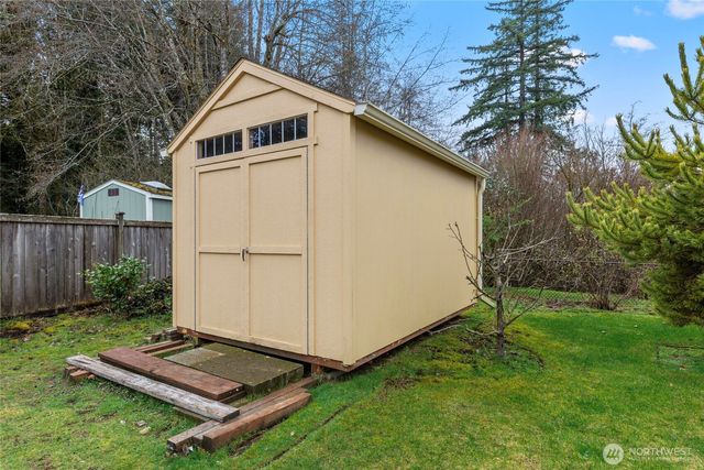 6119 Gold Court SW, Tumwater, WA 98512