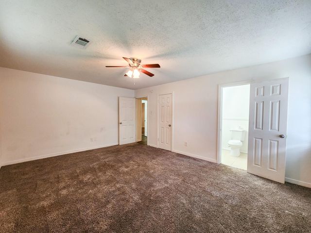1307 Dwinnell Street, Baytown, TX 77520