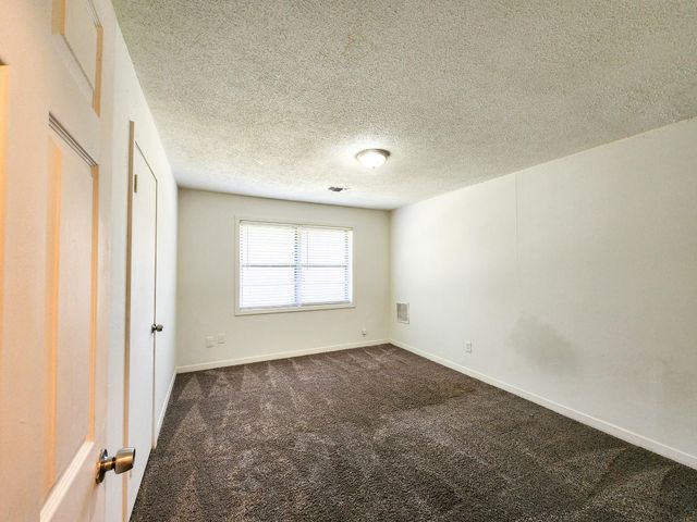 1307 Dwinnell Street, Baytown, TX 77520