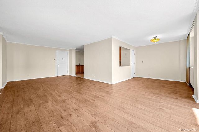 2 Bay Club Drive 16V, Bayside, NY 11360