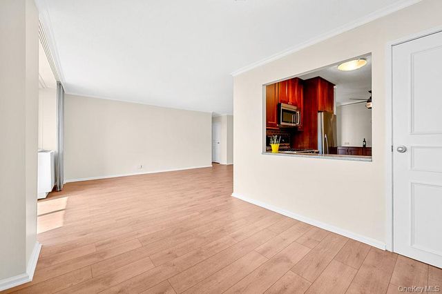 2 Bay Club Drive 16V, Bayside, NY 11360