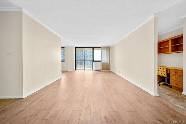 2 Bay Club Drive 16V, Bayside, NY 11360