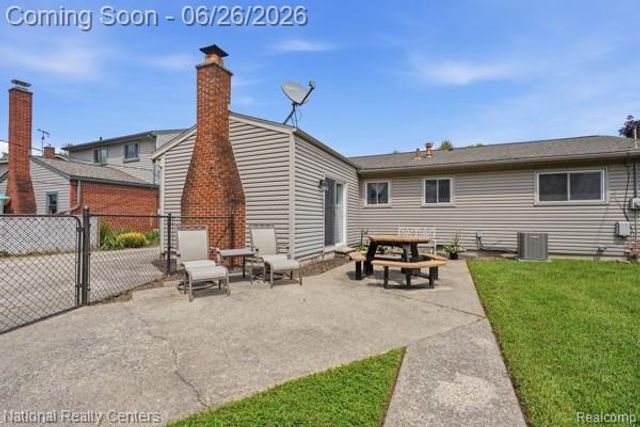 11425 Russell Avenue, Plymouth Charter Township, MI 48170