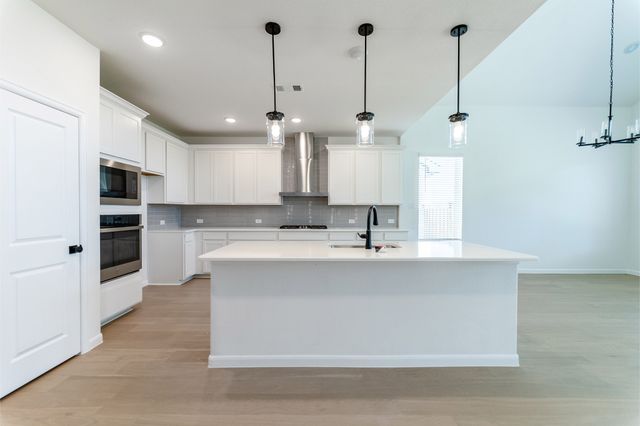 16204 Hidden Cove Drive, Celina, TX 75009