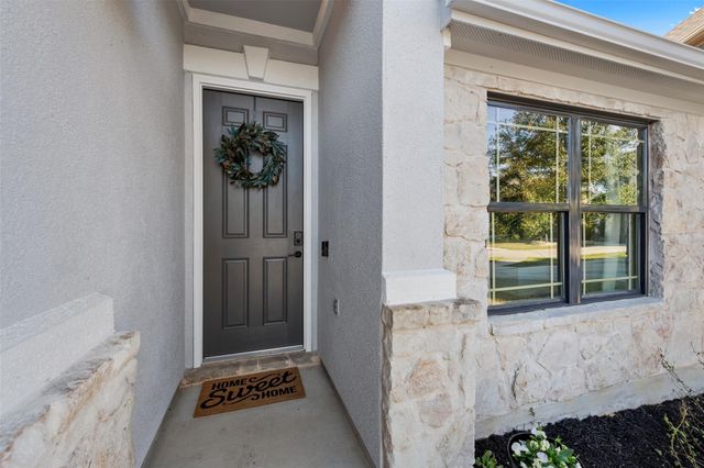 514 Wincliff DR, Buda, TX 78610