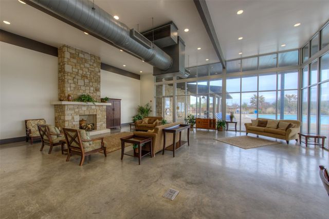 514 Wincliff DR, Buda, TX 78610