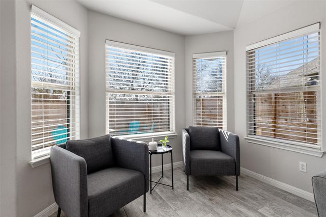 514 Wincliff DR, Buda, TX 78610