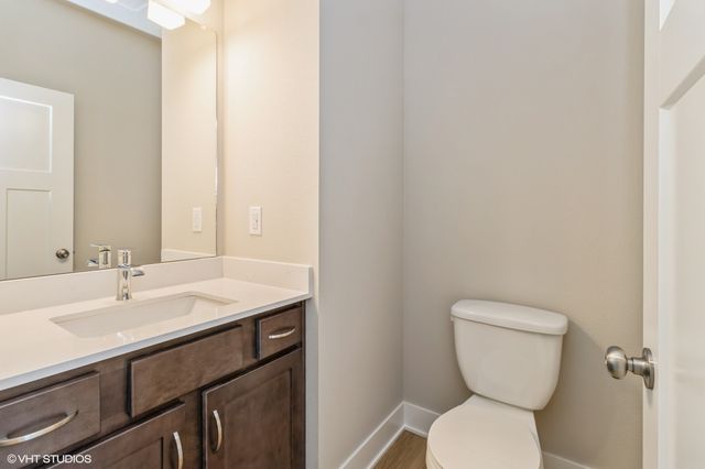 6806 SE 7th Avenue, Pleasant Hill, IA 50327