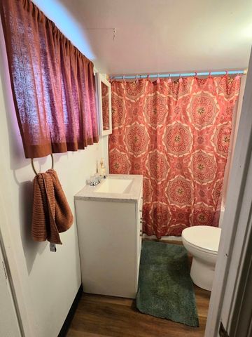 110 Barthel Ave, Gardner, MA 01440