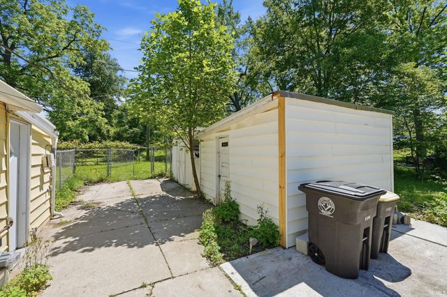 3321 Alpine Avenue, Fort Wayne, IN 46809