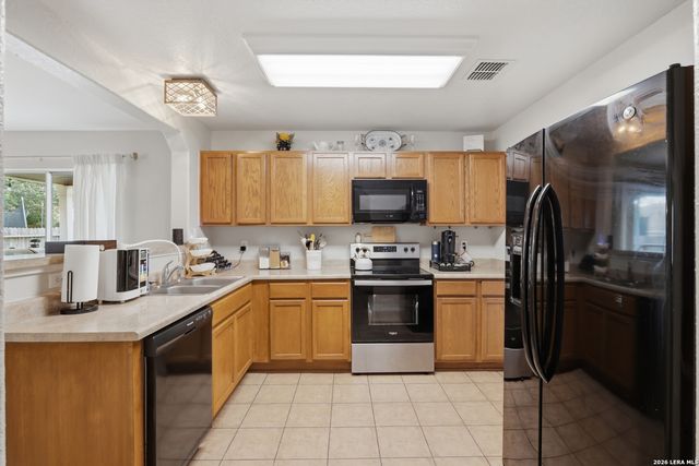 9235 SILVER VIS, San Antonio, TX 78254