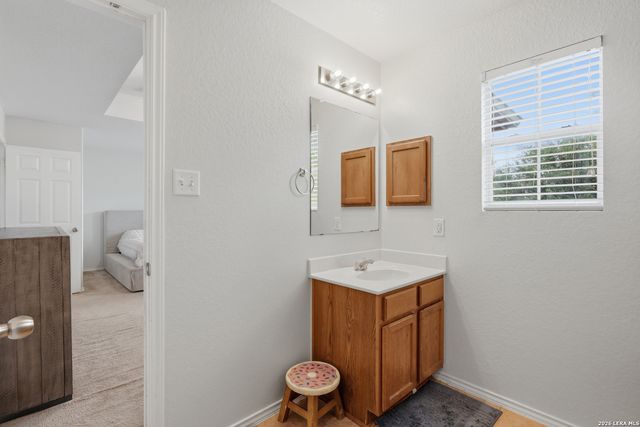 9235 SILVER VIS, San Antonio, TX 78254