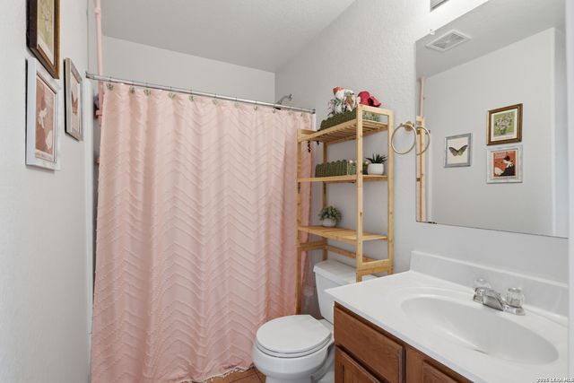 9235 SILVER VIS, San Antonio, TX 78254