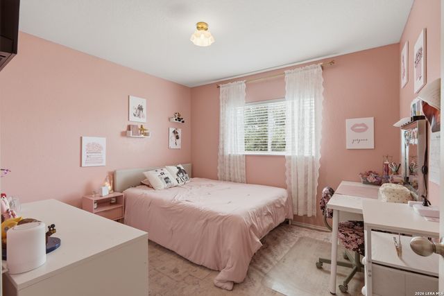 9235 SILVER VIS, San Antonio, TX 78254