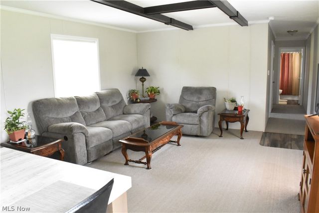 2780 Columbiana Road, New Springfield, OH 44443
