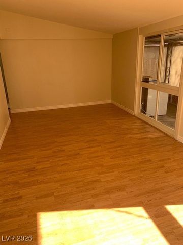 5609 EVERGREEN Avenue, Las Vegas, NV 89107