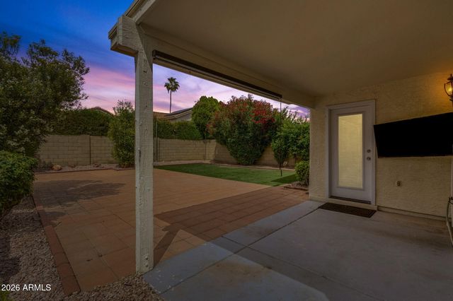 1210 E HELENA Drive, Phoenix, AZ 85022