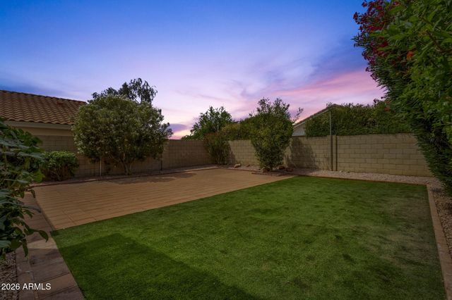 1210 E HELENA Drive, Phoenix, AZ 85022